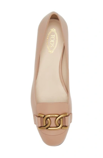 Shop Tod's Kate Chain Ballet Flat In Rosa Granito