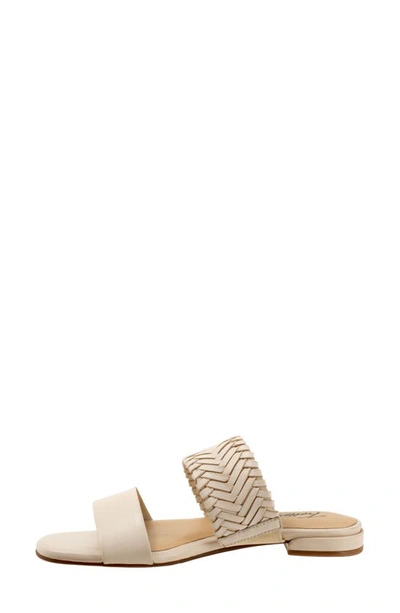 Trotters Nalane Slide Sandal In Ivory