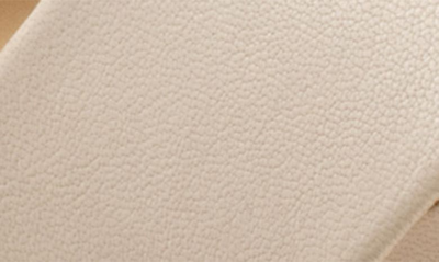 Trotters Nalane Slide Sandal In Ivory