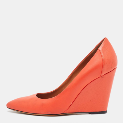 Pre-owned Fendi Orange Leather Wedge Pumps Size 38.5