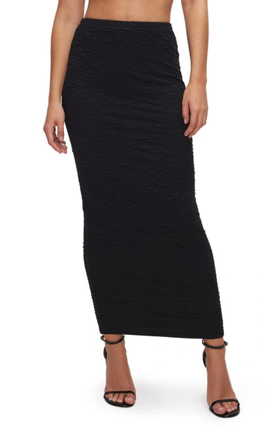 Shop Good American Wide Scrunchie Maxi Skirt In Black001
