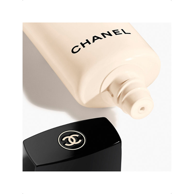 Shop Chanel Frosty White Les Beiges Healthy Winter Glow Primer