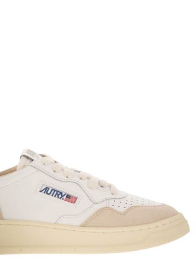 Shop Autry Medalist Low Leather Trainers