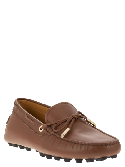 Tod's Brown Smooth Leather Loafers