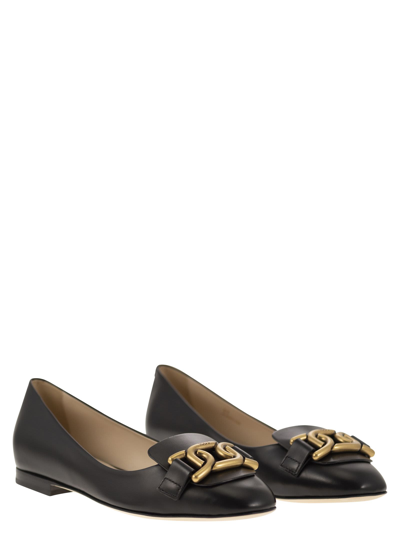 Tod's Leather Chain Ballerina Flats