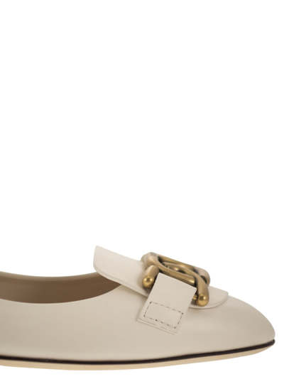 Shop Tod's Leather Ballerina With Accessory