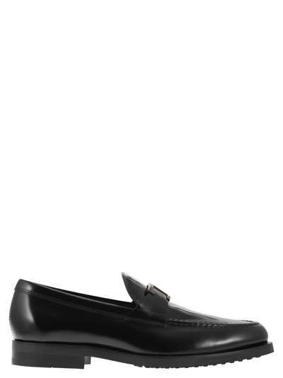 Tod's Smooth Leather Moccasin Loafers With Subtle Stitching