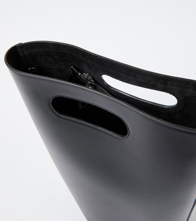 Alaïa Small Folded Leather Tote Bag In Noir