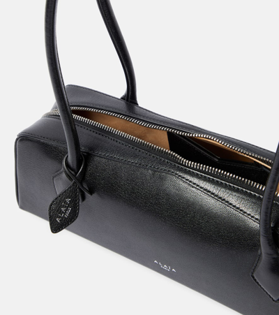 Alaïa Womens Alaia Le Teckel Branded-tag Leather Shoulder Bag In Noir