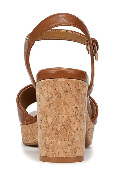 Naturalizer Lily Sandal In English Tea