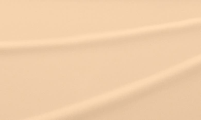 Prada Reveal Skin Optimizing Refillable Soft Matte Foundation In Lw10