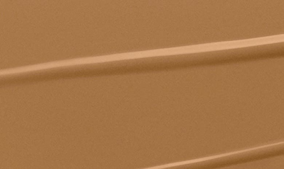 Prada Reveal Skin Optimizing Refillable Soft Matte Foundation In Dw80