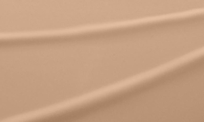 Prada Reveal Skin Optimizing Refillable Soft Matte Foundation In Mn50