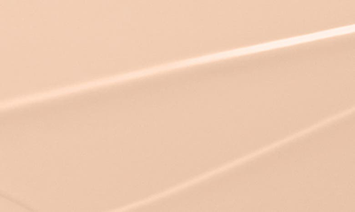 Prada Reveal Skin Optimizing Refillable Soft Matte Foundation In Ln25