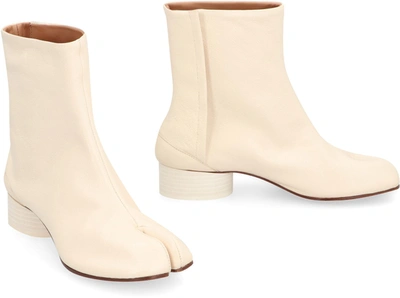 Shop Maison Margiela Tabi Leather Ankle Boots In Panna