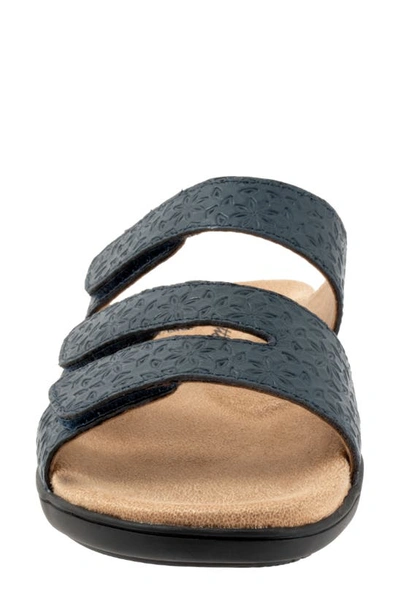 Trotters Rose Tool Slide Sandal In Navy