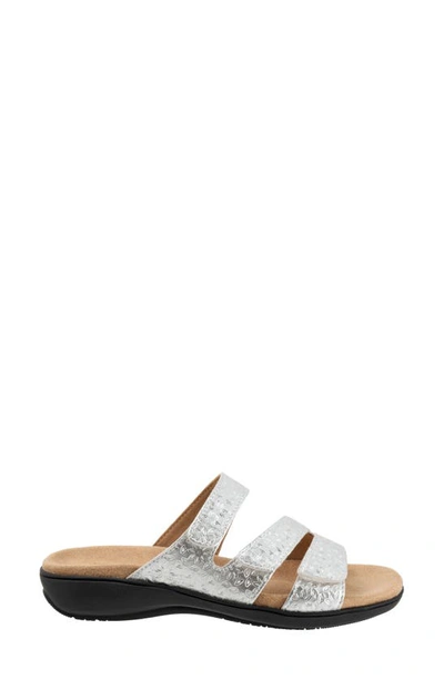 Trotters Rose Tool Slide Sandal In Silver