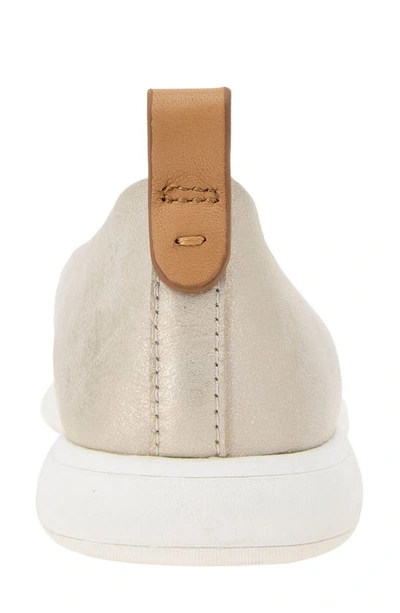 Gentle Souls By Kenneth Cole Bella Flat In Ice Metallic Leather