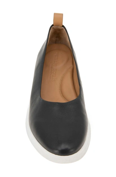 Gentle Souls By Kenneth Cole Bella Flat In Black Leather