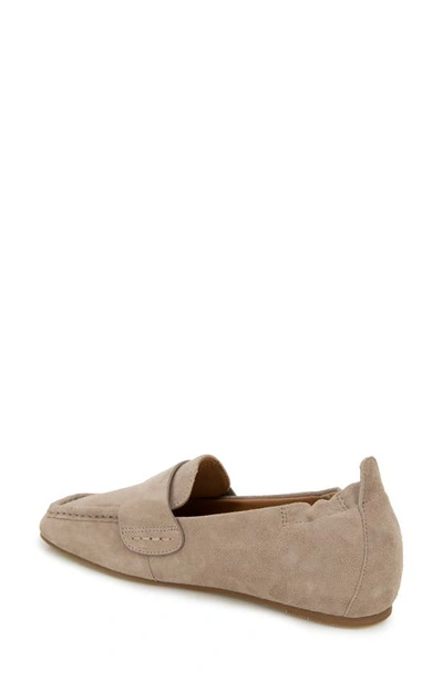Gentle Souls By Kenneth Cole Sophie Loafer In Mushroom