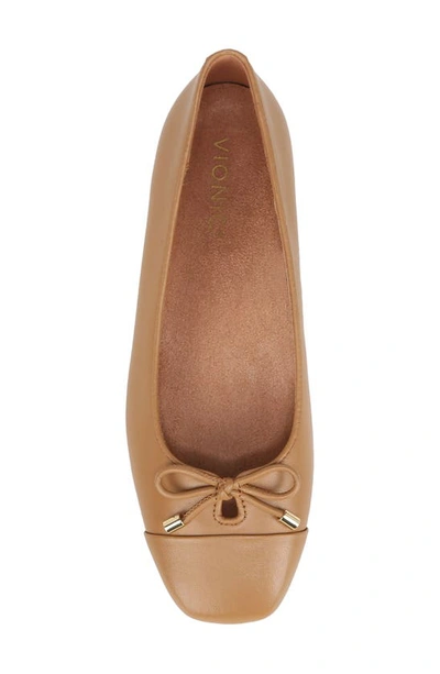 Vionic Klara Cap Toe Flat In Camel