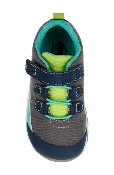 See Kai Run Summit Low Top Sneaker In Gray/ Multi