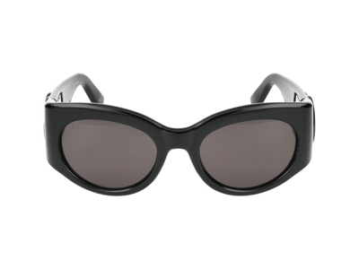 Shop Gucci Eyewear Cat In Black