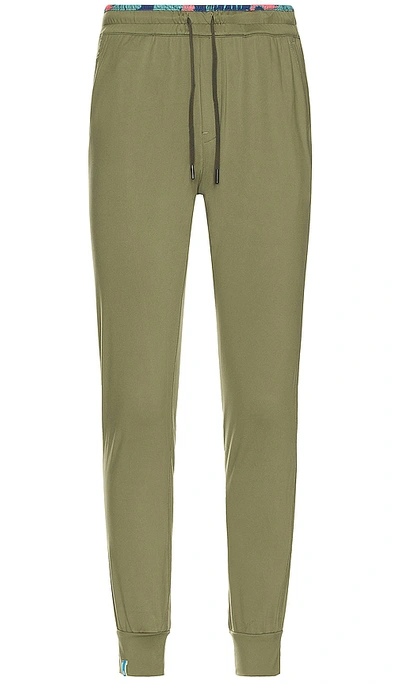 Shop Chubbies The Forest For The Trees Movementum Jogger In Olive