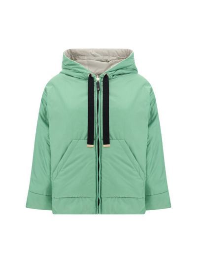 Shop Max Mara The Cube Hooded Padded Jacket In Green