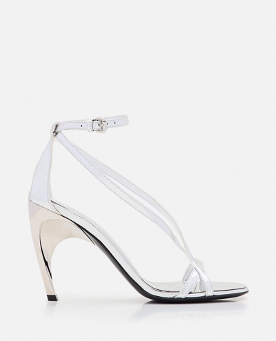 Alexander Mcqueen Twisted Armadillo 95mm Patent Sandals In Silver