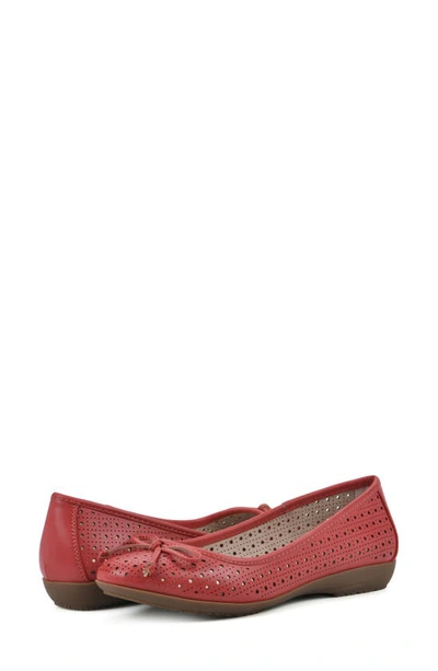 Cliffs By White Mountain Cheryl Ballet Flat In Red/ Burnished/ Smooth
