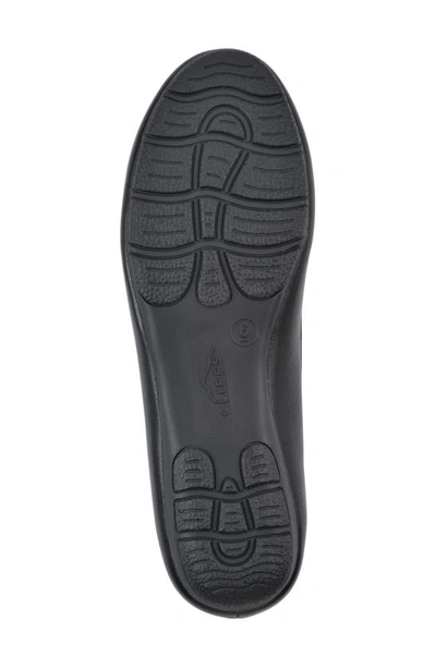 Cliffs By White Mountain Gush Tassel Loafer In Black/ Smooth