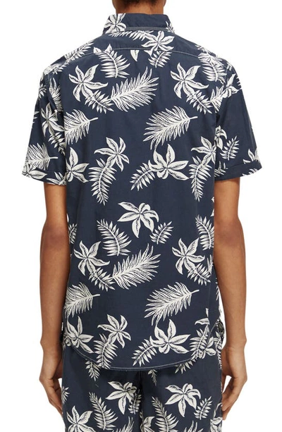 Scotch & Soda Trim Fit Floral Print Short Sleeve Button-up Shirt In 5818-navy Leaf