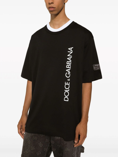 Shop Dolce & Gabbana T-shirt Con Logo In Black