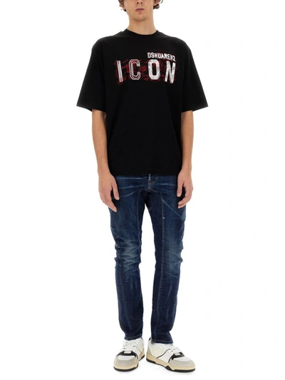 Shop Dsquared2 T-shirt With Logo In Black