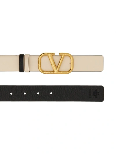 Shop Valentino Garavani Leather Belt In Ivory