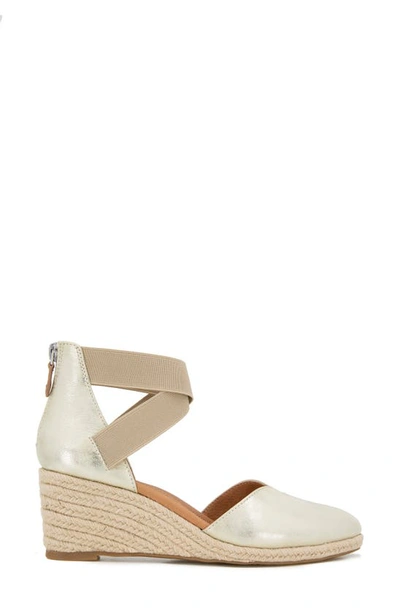 Gentle Souls By Kenneth Cole Orya Espadrille Wedge Sandal In Ice