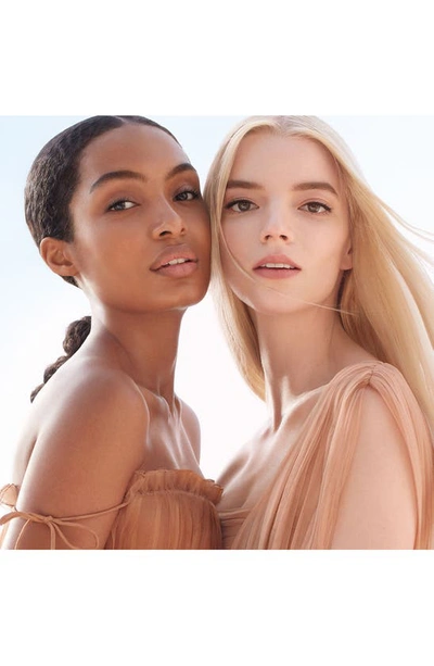 Dior Forever Skin Glow Hydrating Foundation Spf 15 In 4 Warm Peach