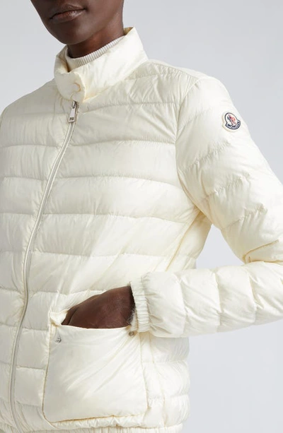Moncler White Crop Down Jacket With Drawstring In Silk White
