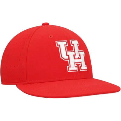 Shop Nike Red Houston Cougars True Aerobill Performance Fitted Hat