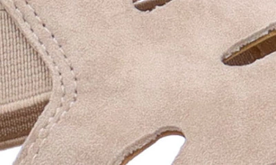 L'amour Des Pieds Bayla Wedge Sandal In Taupe