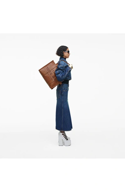 Marc Jacobs The Large Leather Tote Bag In Argan Oil
