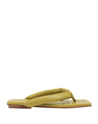 Giulia Taddeucci Woman Thong Sandal Acid Green Size 10 Leather In Green