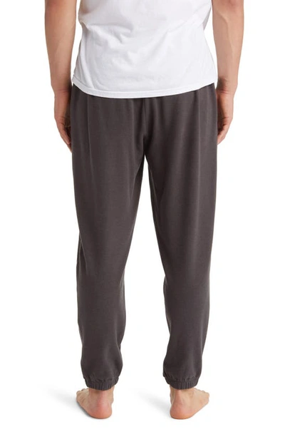 Shop Barefoot Dreams Malibu Collection® Brushed Fleece Joggers In Carbon
