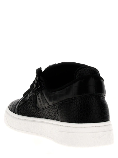 Shop Giuseppe Zanotti Gz94 Sneakers White/black