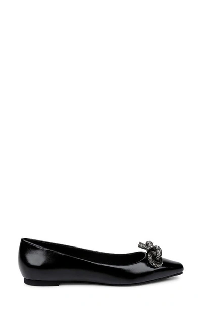 Jewel Badgley Mischka Hesther Flat In Black