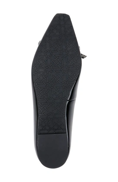 Jewel Badgley Mischka Hesther Flat In Black