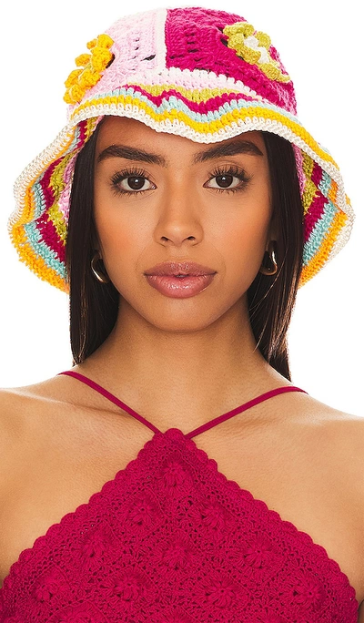 Shop My Beachy Side Crochet Hat In Ç¢žèš±