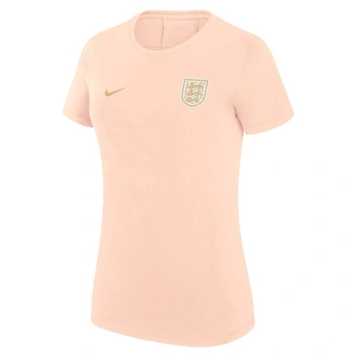 Shop Nike National Team Travel Raglan T-shirt In Pink