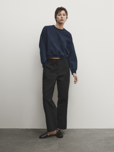 Shop Massimo Dutti Denim-sweatshirt Aus Baumwollmischgewebe In Dunkelblau